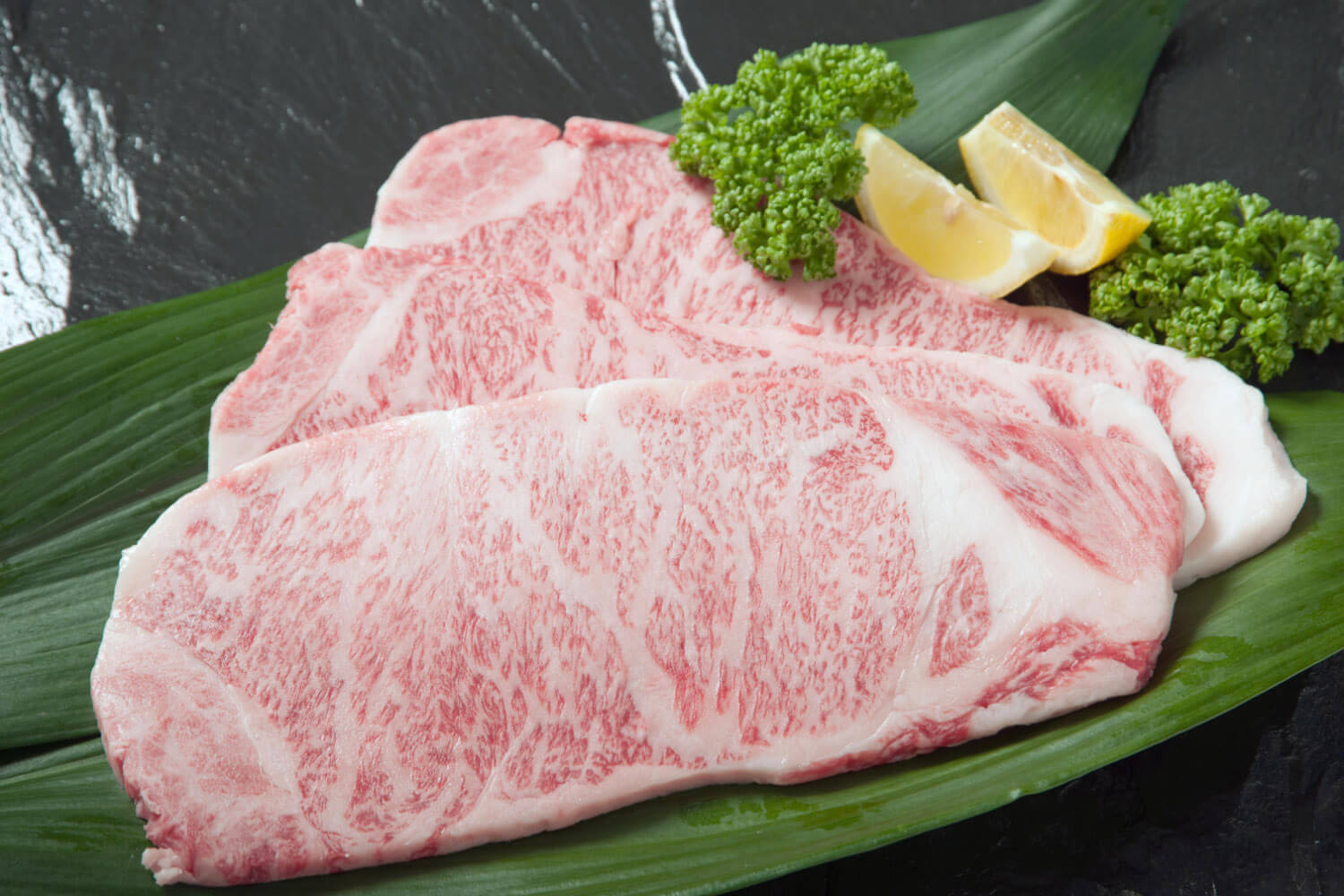 消費税無し 800g 佐賀牛 リブロースステーキ 牛肉 ステーキ 贈答品 プレゼント 贈り物 お中元 A5 BBQ バーベキュー お祝い 誕生日  記念日 fucoa.cl